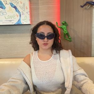 Meet your Posher, Paula